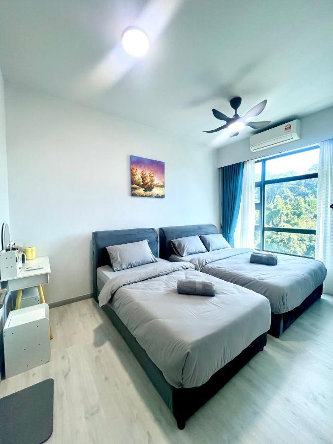 Botiza Suites At Jesselton Quay Кота Кинабалу Екстериор снимка