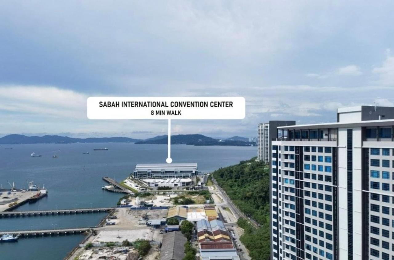 Botiza Suites At Jesselton Quay Кота Кинабалу Екстериор снимка